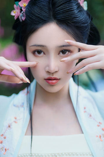 马龙许昕刘诗雯云南奥运冠军进校园