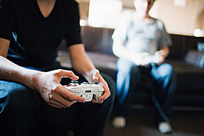 如何控制青春期孩子的游戏成瘾